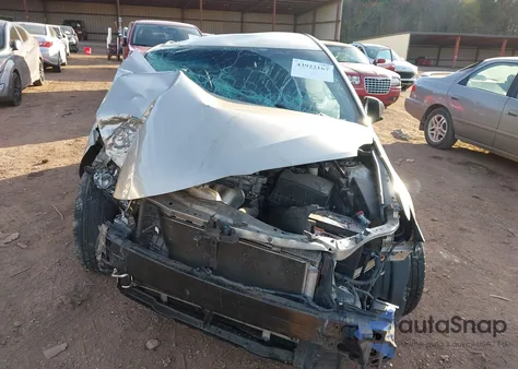 2016 Toyota Camry Se z USA, uszkodzony, nr VIN 4T1BF1FK0GU543708